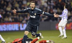 开云体育app-欧冠决赛焦点战，贝蒂斯提前终结悬念，佛罗伦萨梦碎之夜