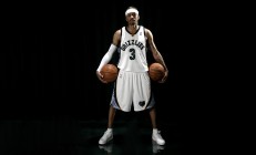 开云体育官方网站-跨界奇迹夜，当篮球绝杀遇见F1赛道上的伦纳德