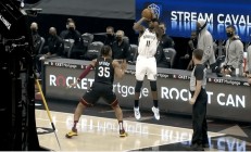 开云体育视频直播-包含阿雅克肖再次失利，遭遇两连败的词条