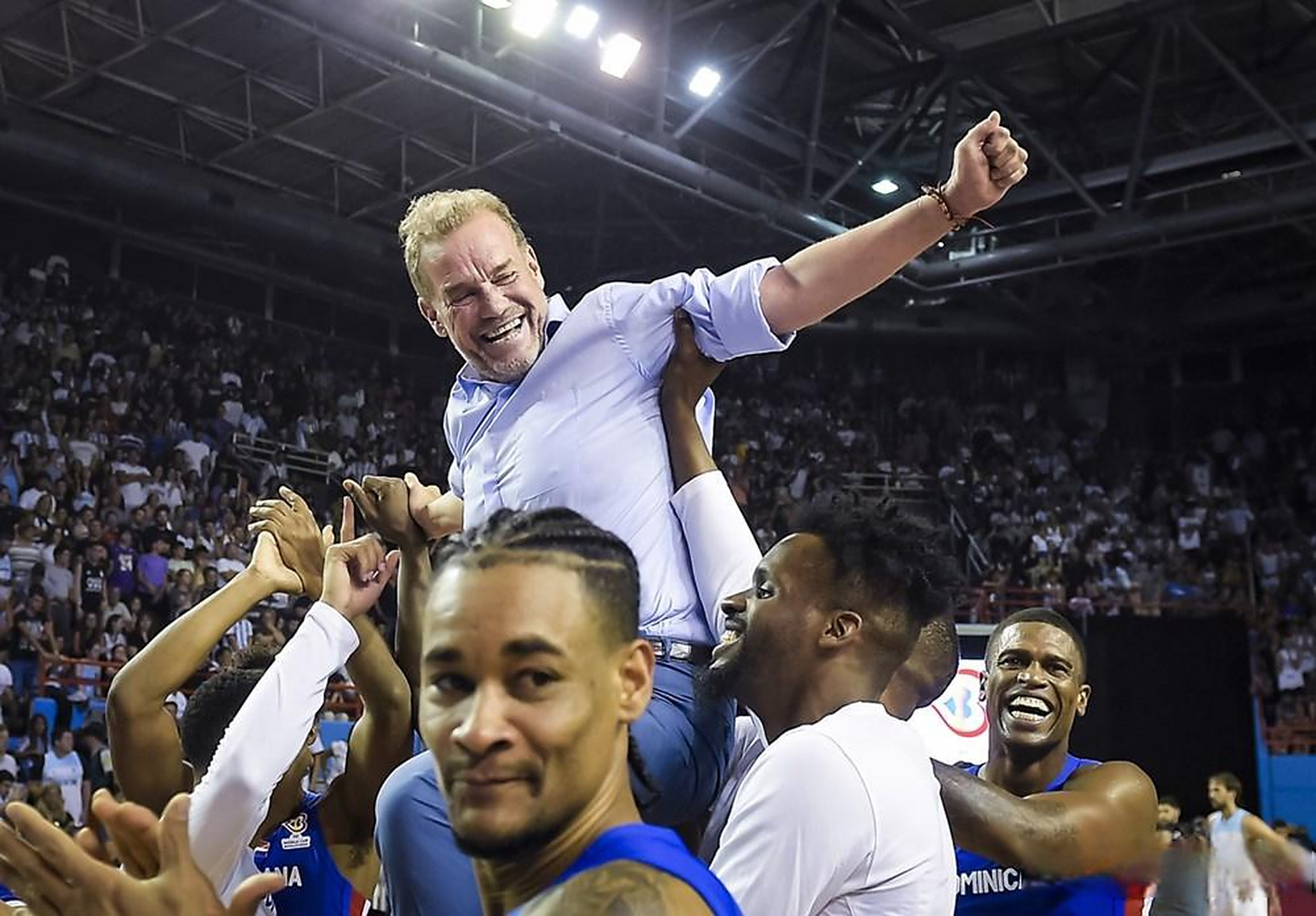 开云体育官方网站-阿根廷男篮血洗加拿大男篮，米尔萨普一己之力扛起全队的简单介绍