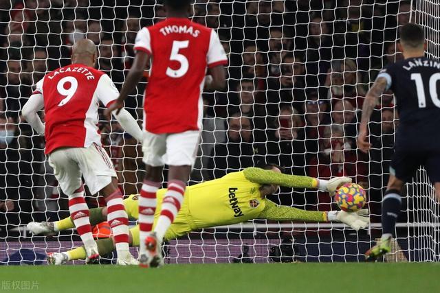 包含里昂冷门赢球，实现反超积分榜的词条