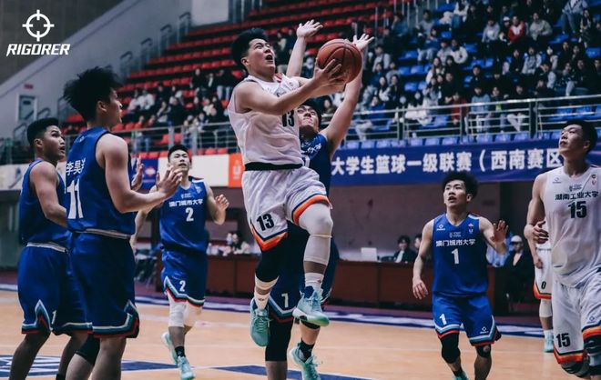 包含西藏队主场战胜新疆，迎来三连胜的词条