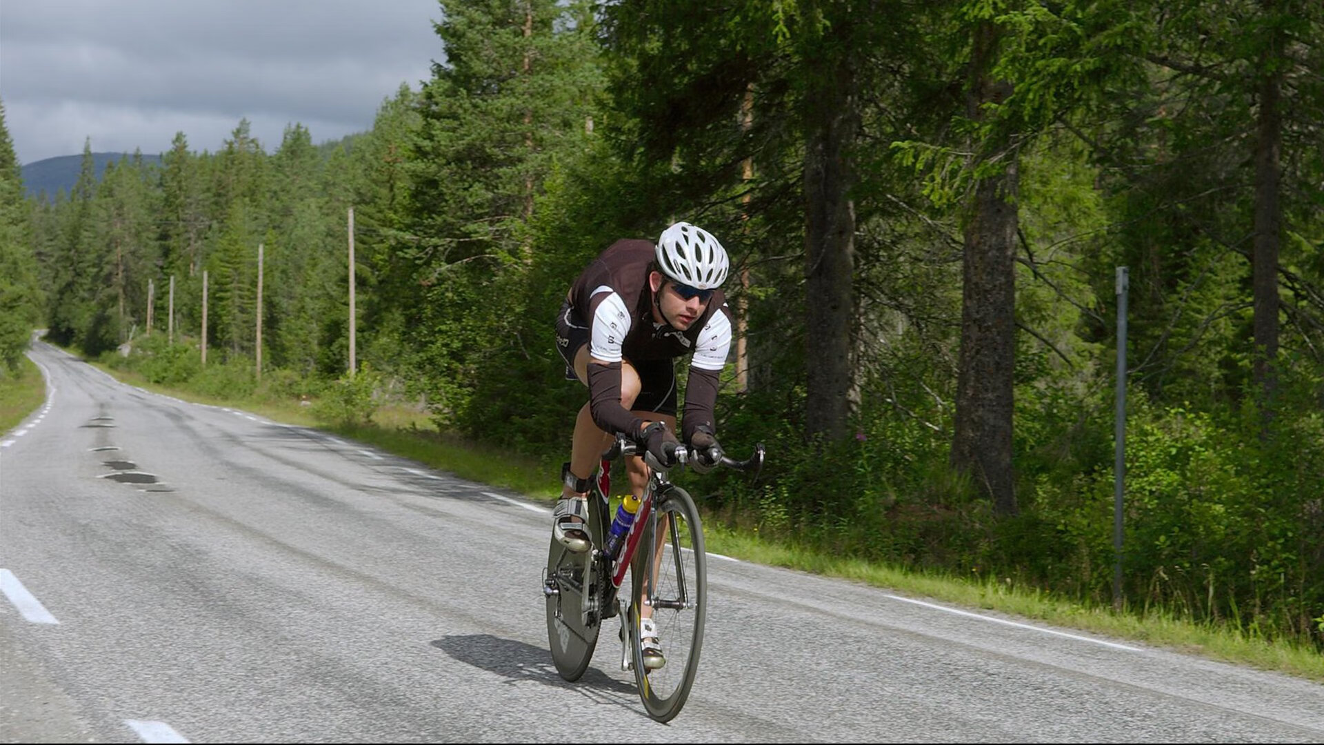 跨界狂想，当阿什拉夫在NBA总决赛接管比赛，新西兰在足球场粉碎勒沃库森